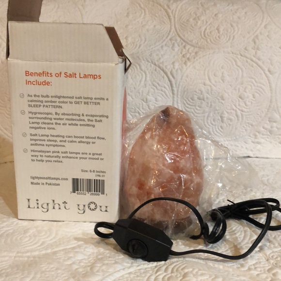 Himalayan Rock Salt Lamp - Picture 2 of 13